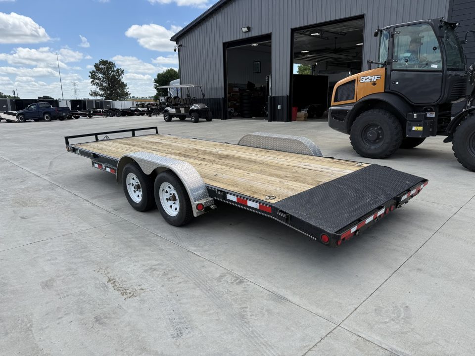 Used 2015 PJ 20’ flatbedTrailer 2-3500 lb axles=10K, dovetail, removable fenders, Rear Slide In Ramps