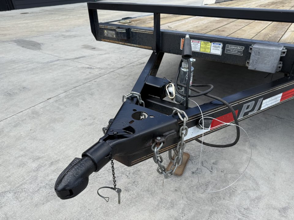 Used 2015 PJ 20’ flatbedTrailer 2-3500 lb axles=10K, dovetail, removable fenders, Rear Slide In Ramps