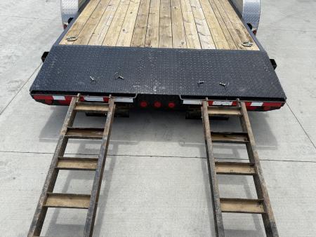 Used 2015 PJ 20’ flatbedTrailer 2-3500 lb axles=10K, dovetail, removable fenders, Rear Slide In Ramps