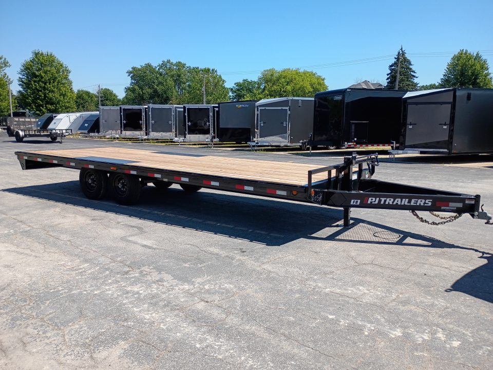 New 2027 PJ Trailers F8242