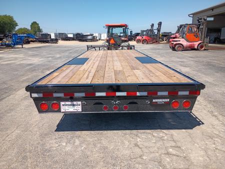 New 2027 PJ Trailers F8242