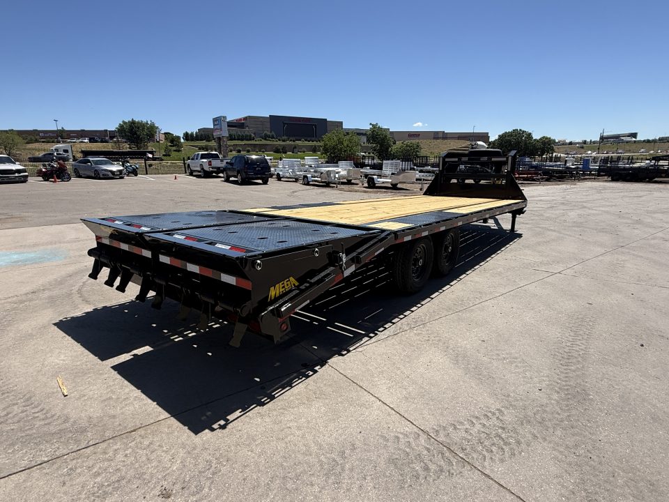 New 2027 Big Tex 14GN-25D5A-MRBK Flatbed Trailer