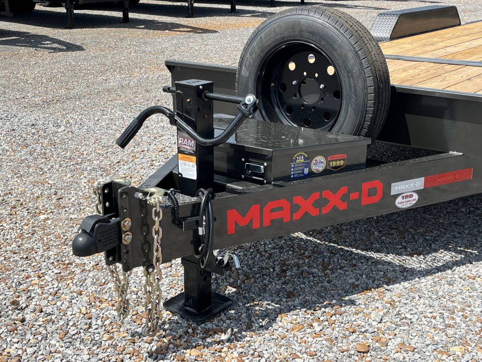 New 2027 MAXXD 83" X 22' 17.5K Tilt Equipment Trailer