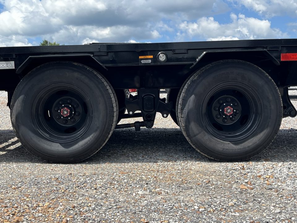 New 2027 MAXXD Gooseneck Flatbed Trailer | 102" x 30' 25K GVWR