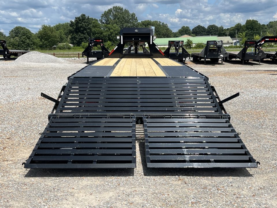 New 2027 MAXXD Gooseneck Flatbed Trailer | 102" x 30' 25K GVWR
