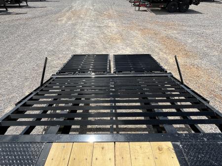 New 2027 MAXXD Gooseneck Flatbed Trailer | 102" x 30' 25K GVWR