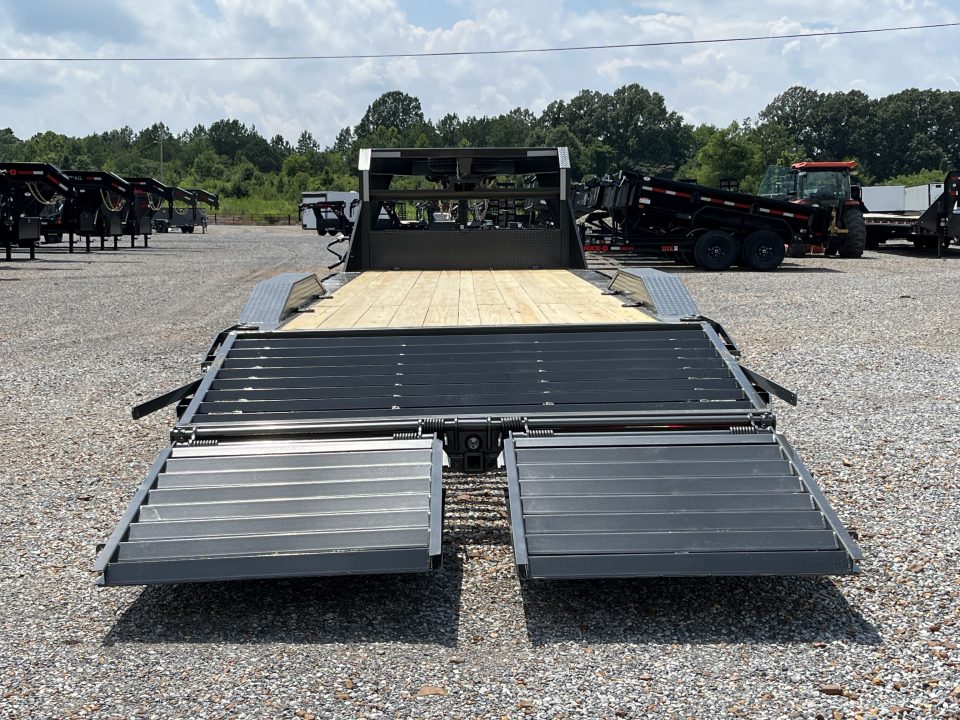 New 2027 MAXXD Gooseneck Trailer | 102" x 26' 18K GVWR