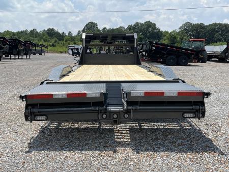 New 2027 MAXXD Gooseneck Trailer | 102" x 26' 18K GVWR