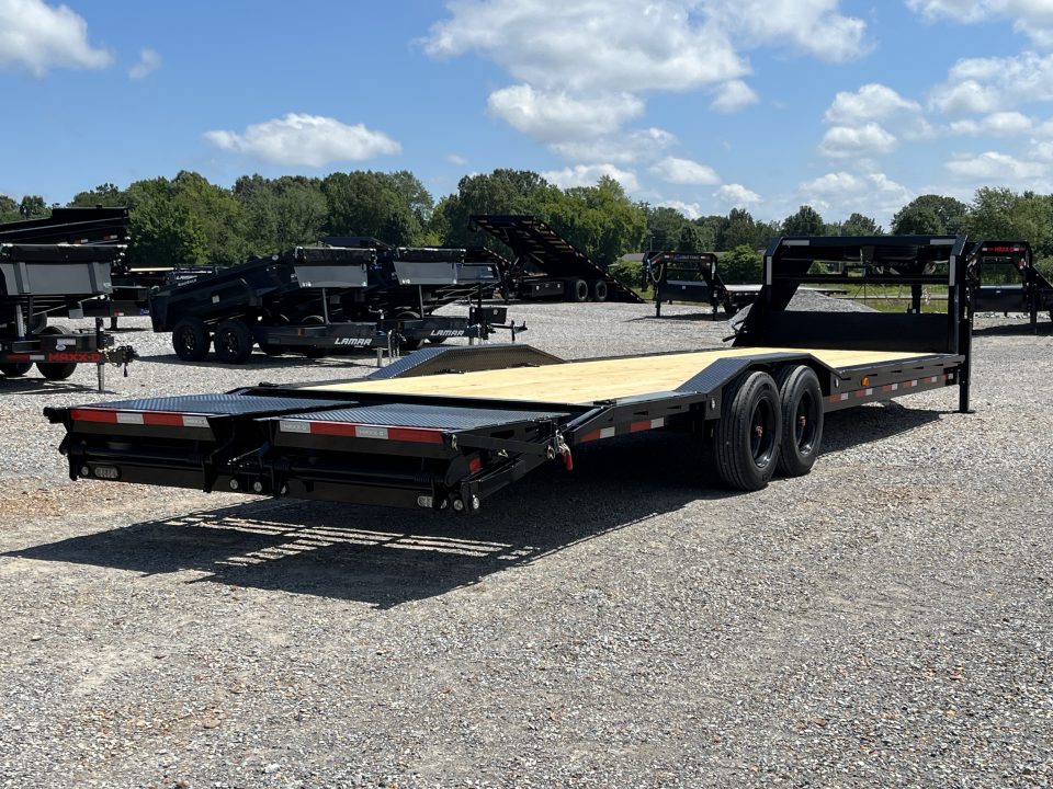 New 2027 MAXXD Gooseneck Trailer | 102" x 32' 18K GVWR