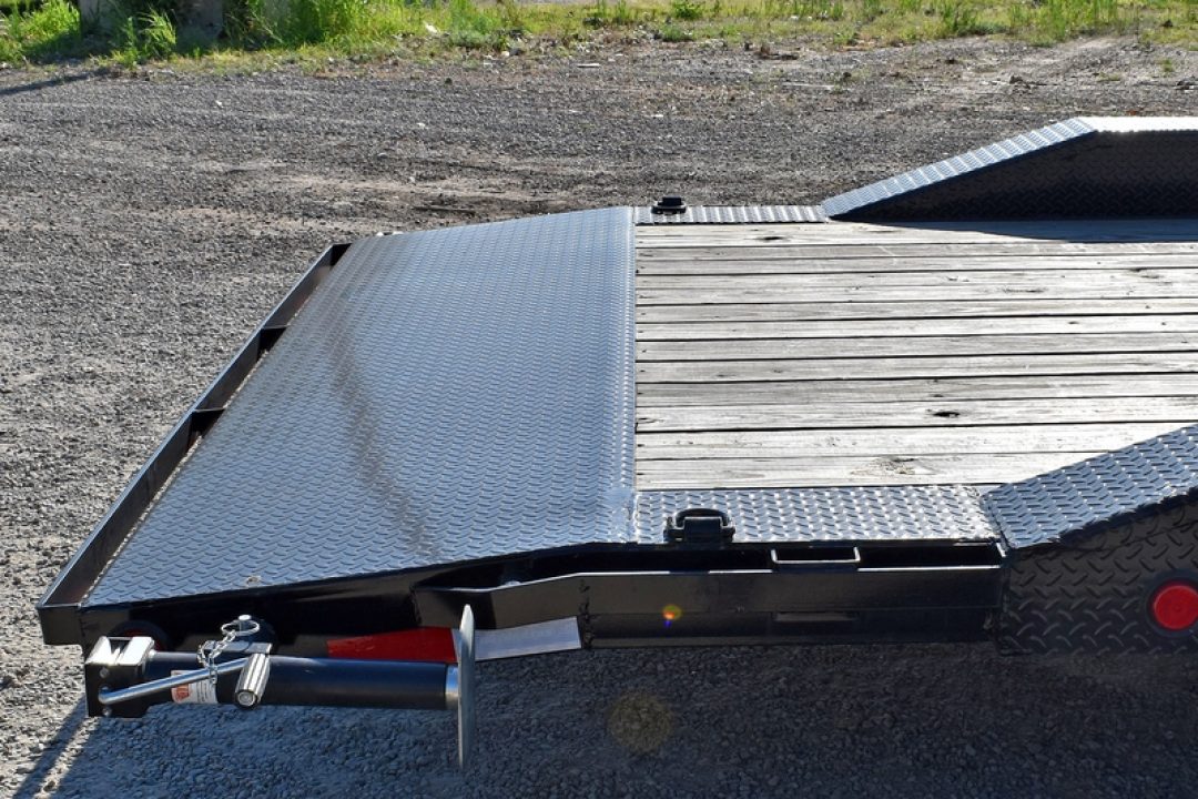 New 2026 PJ Trailers B6-102X20-14K