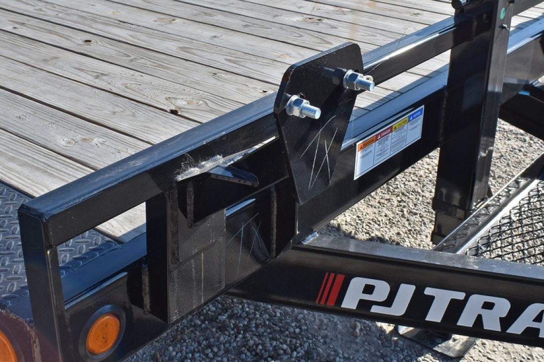 New 2026 PJ Trailers B6-102X20-14K