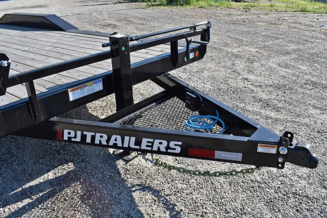 New 2026 PJ Trailers B6-102X20-14K