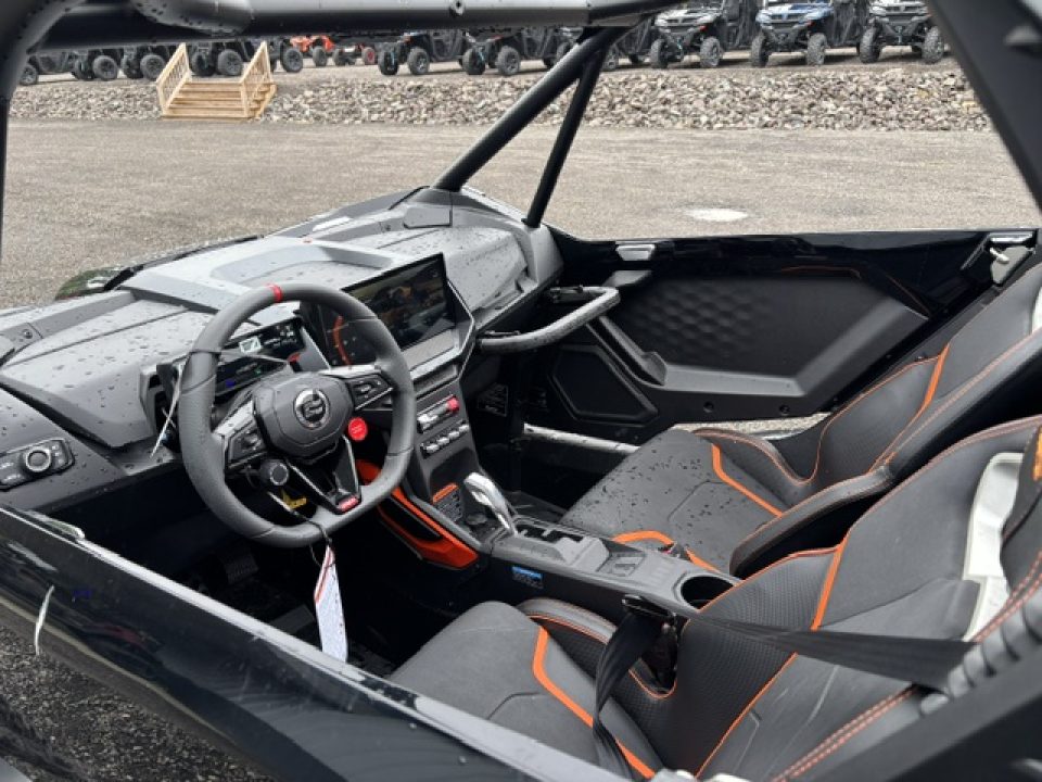 New 2026 CFMOTO Z10 Side by Side (Sport)