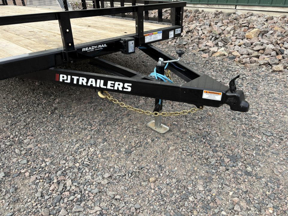 New 2027 20'x83" PJ Tandem Axle Utility Trailer - HD Gate