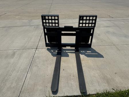 New 2026 Jenkins Iron and Steel Pallet Forks Attachment