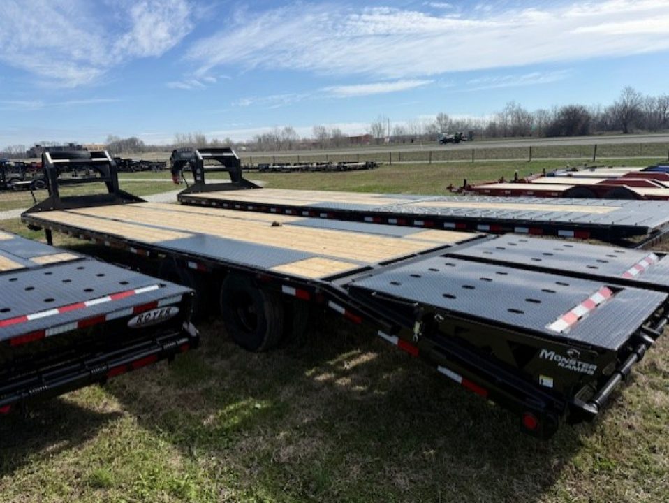 New 2026 PJ Trailers 102" x 32' LD GOOSENECK w/ MONSTER RAMPS Deckover Trailer