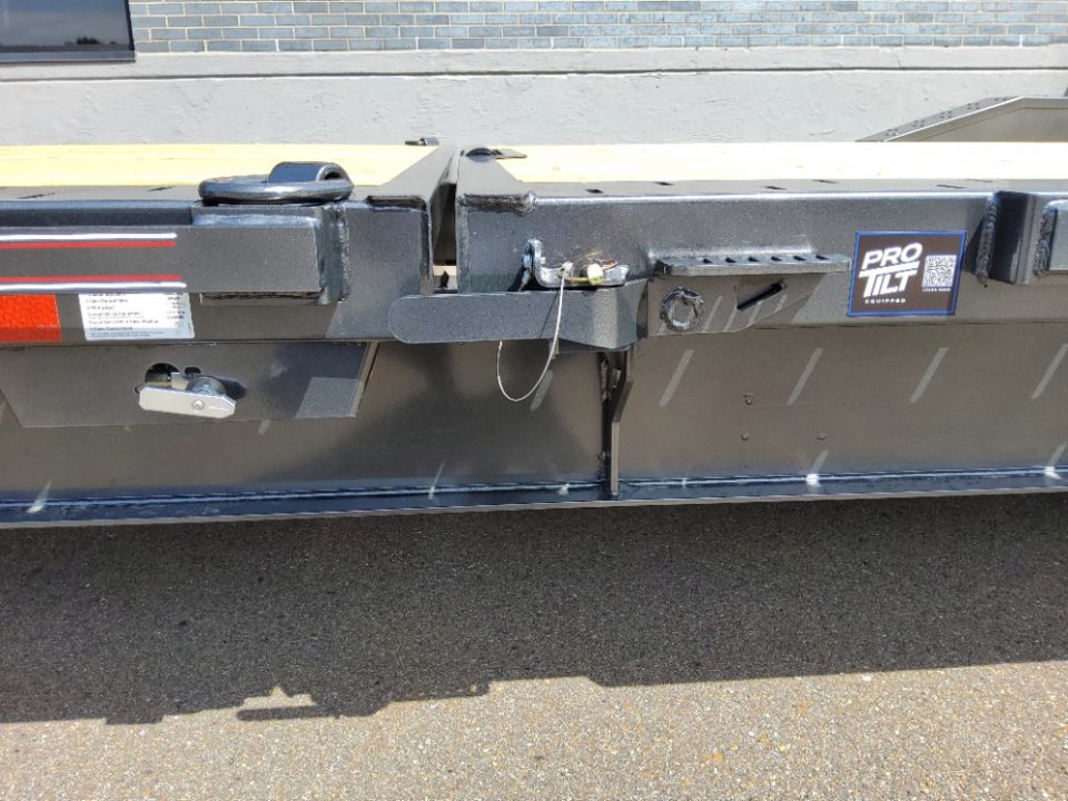 New 2026 Diamond C Trailers HXD208 Tilt Trailer