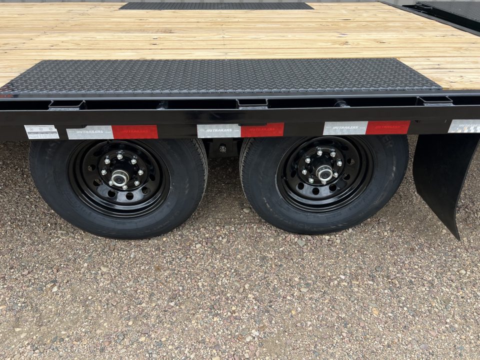 New 2027 PJ Trailers 24' F8 Deckover Equipment Trailer