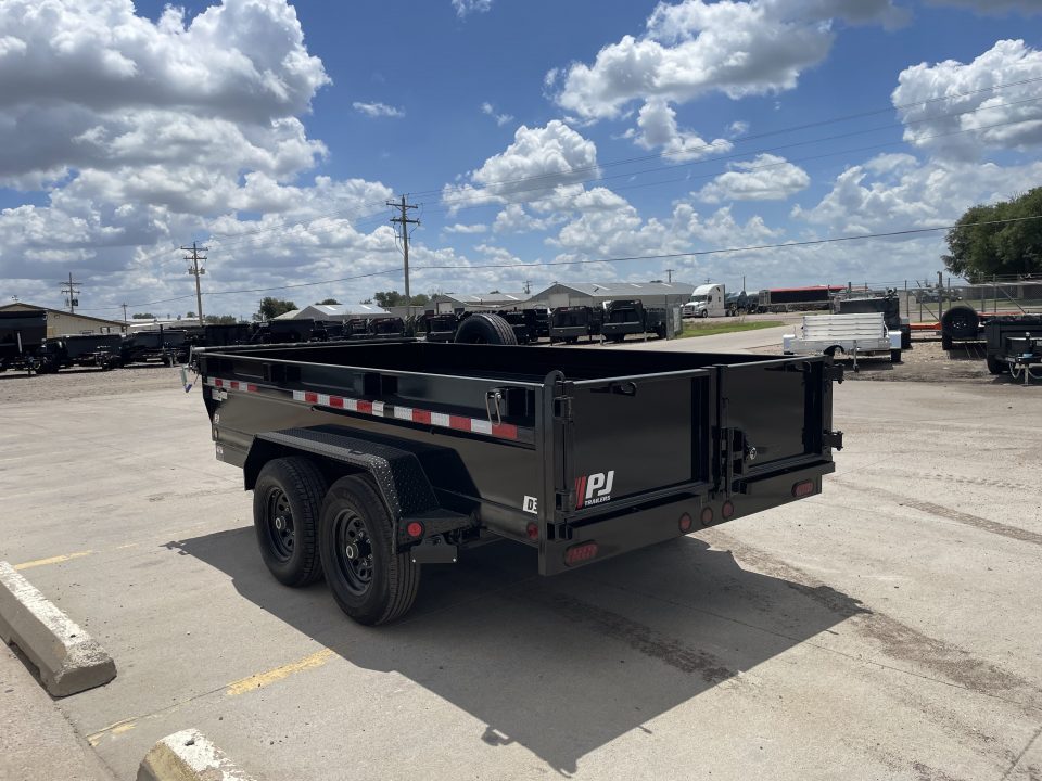 New 2027 PJ TRAILERS 72" x 12' D3 Dump Trailer