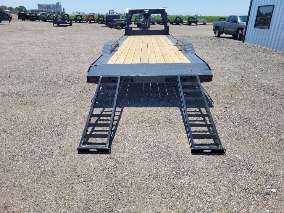 New 2027 Buckshot 102"x26' Gooseneck Equipment/Car Trailer