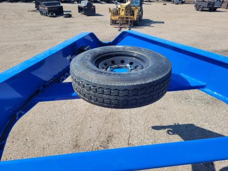 New 2027 Buckshot 102"x40' Gooseneck Triple Axle Carhauler Trailer
