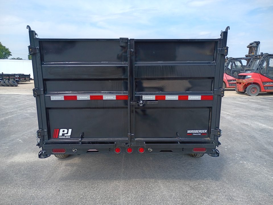 New 2026 PJ Trailers DM142