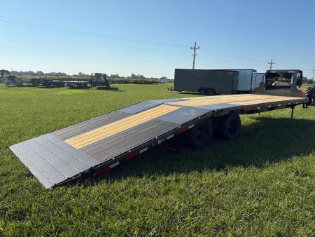 New 2027 MAXX-D 102x32 Tandem 25K GN Hydrotail W/12' Tail & Blackwood Runners
