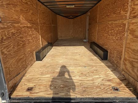 Used USED 2018 Spartan 8.5x24+2v dovetail enclosed cargo car hauler trailer Rear Ramp Door