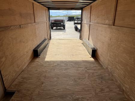 Used USED 2018 Spartan 8.5x24+2v dovetail enclosed cargo car hauler trailer Rear Ramp Door
