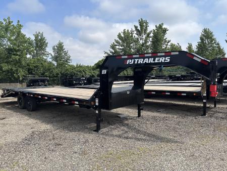 New 2026 PJ Trailers 102 IN X 25 FT LOW-PRO GOOSENECK DECK OVER WITH MONSTER RAMPS 14 PLY TIRES