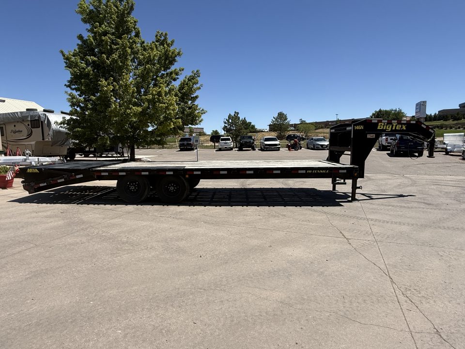 Used 2018 Big Tex 14GN-20+5 Flatbed Trailer