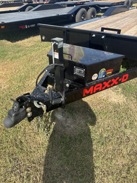 2027 MAXXD H5X10224 photo 2