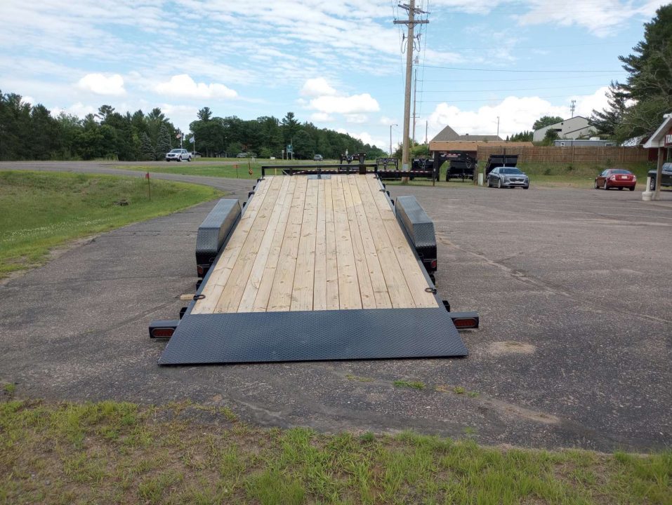 New 2027 PJ Trailers 83" x 22' TH Tilt Trailer