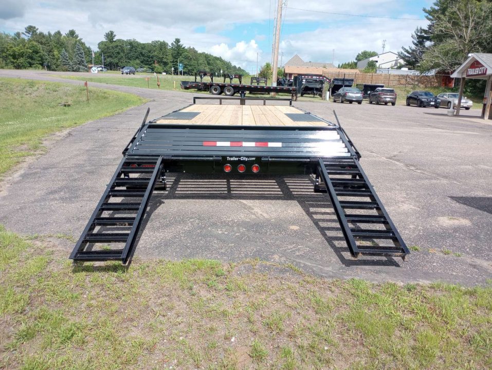 New 2027 PJ Trailers L6 22'x22' Deckover Trailer