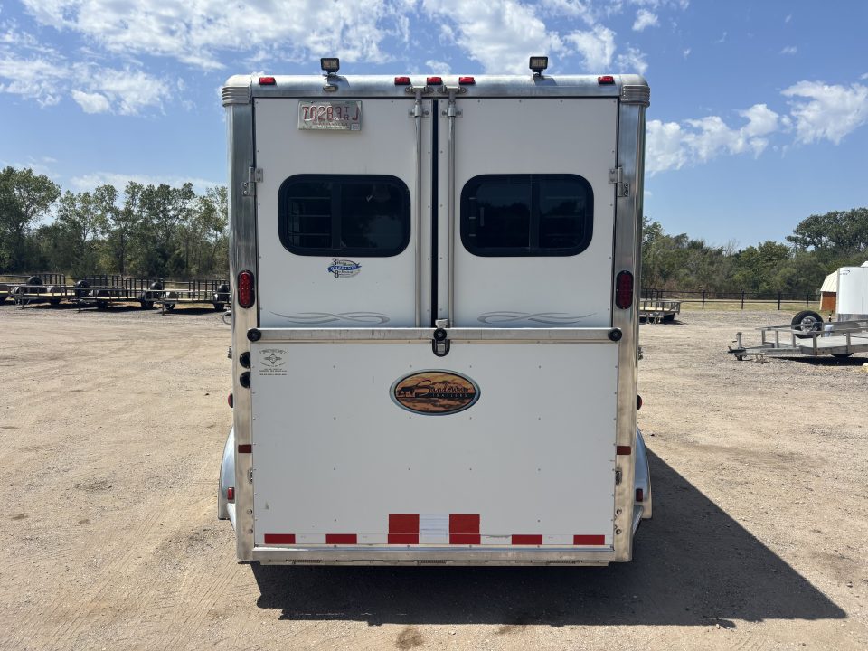 Used 2005 Sundowner 2 Horse Trailer