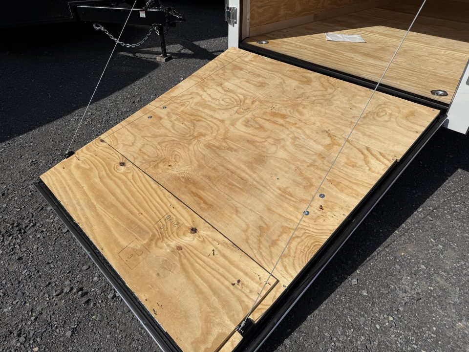 New 2027 Homesteader 8x24 Champion - Ramp Door - 7' Interior - Torsion Axles - CAR HAULER OPTIONS!!!