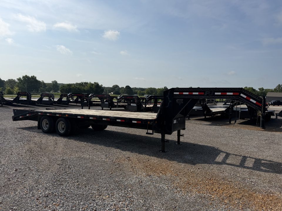 Used 2015 PJ 102"X25' 20K GVWR Gooseneck Flatbed Trailer