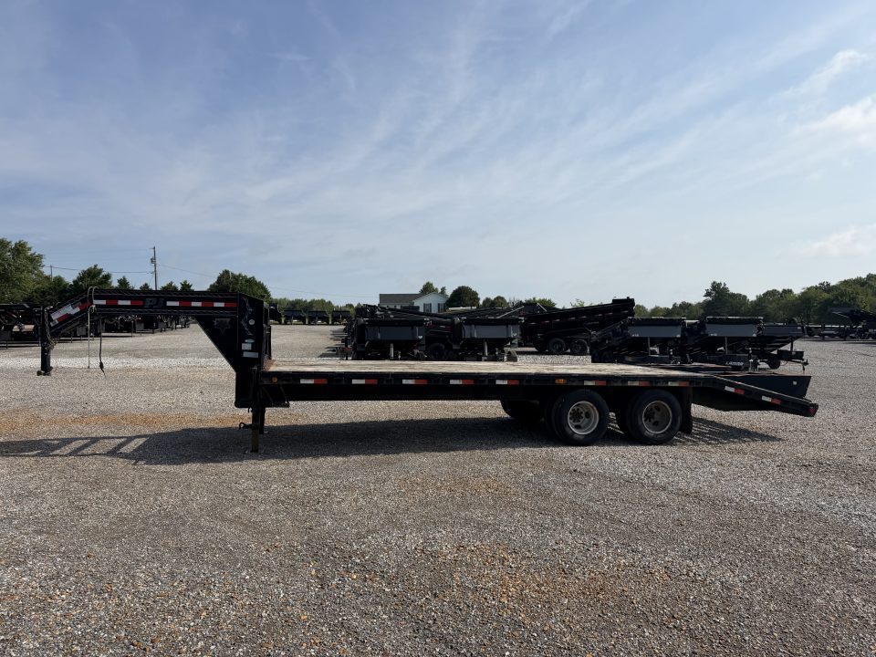 Used 2015 PJ 102"X25' 20K GVWR Gooseneck Flatbed Trailer