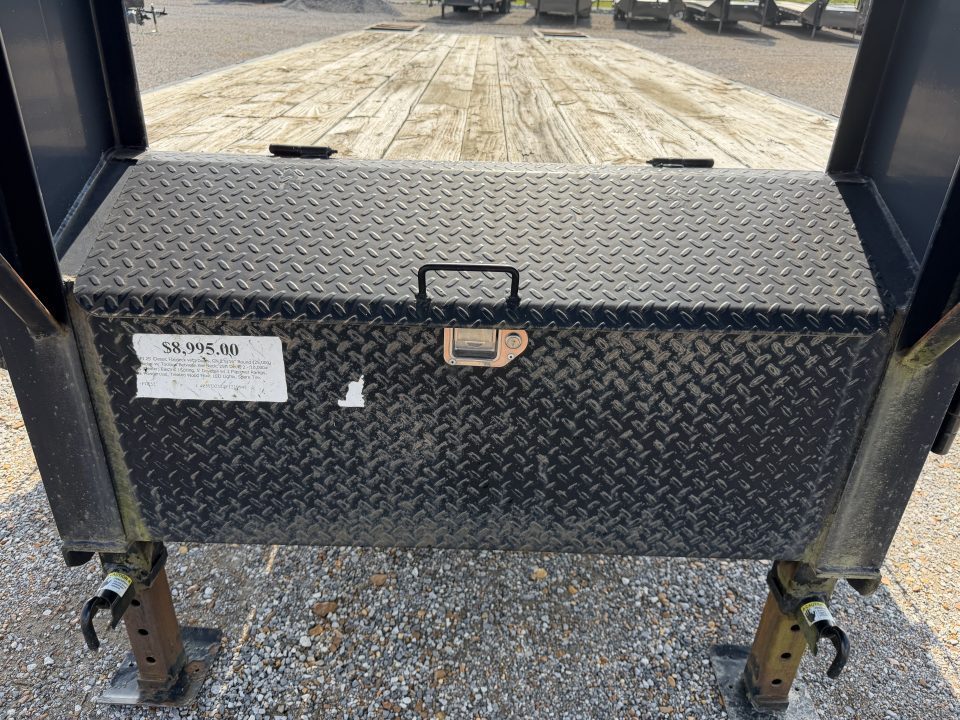 Used 2015 PJ 102"X25' 20K GVWR Gooseneck Flatbed Trailer