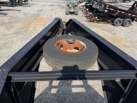 Used 2015 PJ 102"X25' 20K GVWR Gooseneck Flatbed Trailer