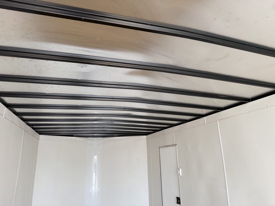 Used 2018 AERO 8.5x24+2V Cargo / Enclosed Trailer