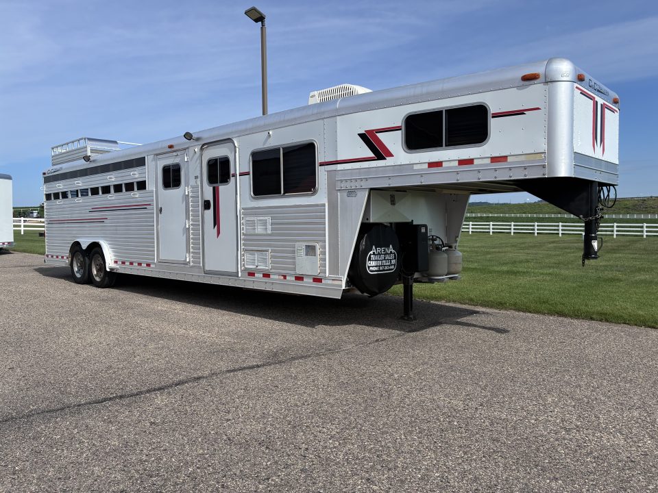 Used 2003 C&C LQ Stock/Combo Horse Trailer