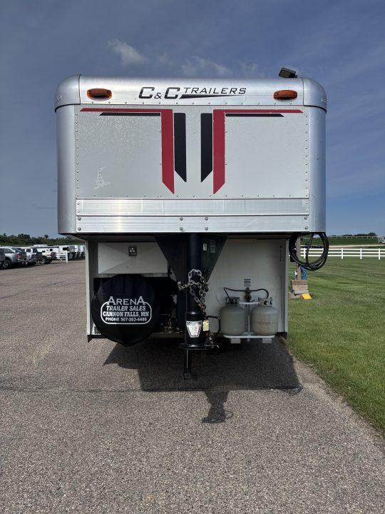 Used 2003 C&C LQ Stock/Combo Horse Trailer