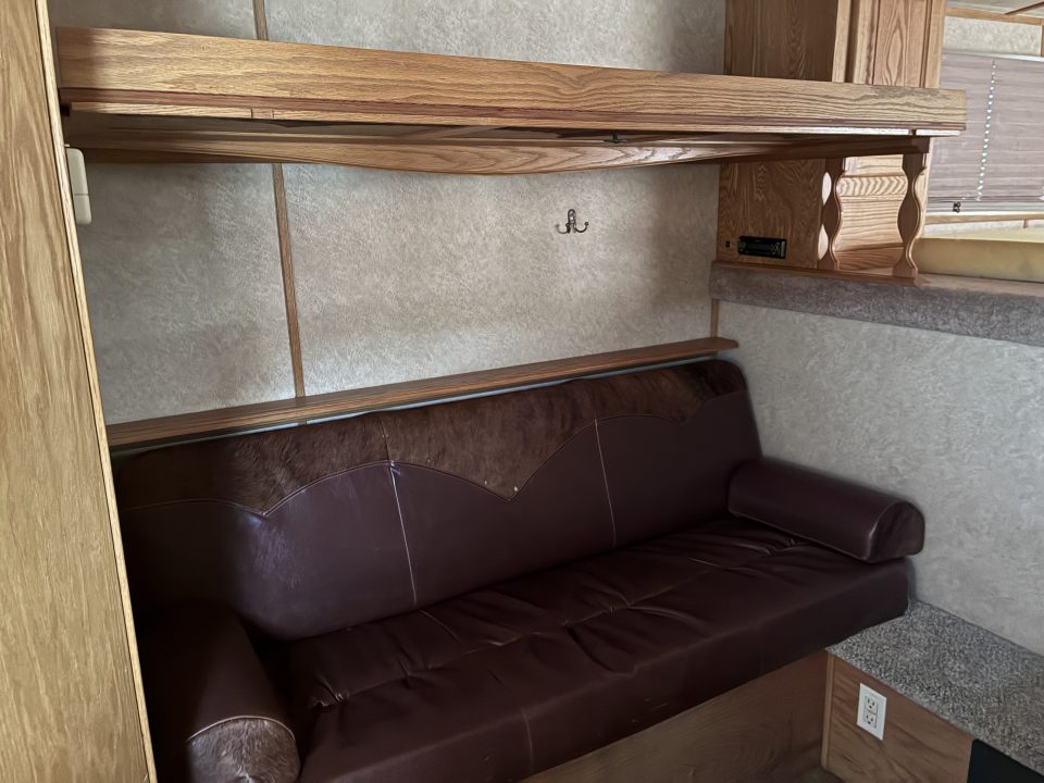 Used 2003 C&C LQ Stock/Combo Horse Trailer