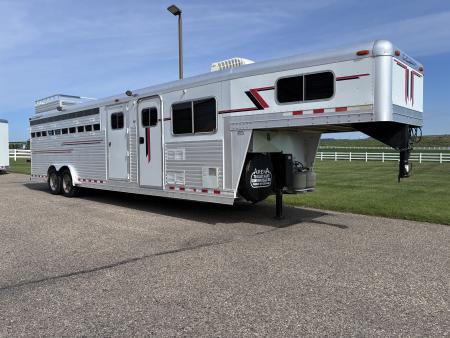 Used 2003 C&C LQ Stock/Combo Horse Trailer