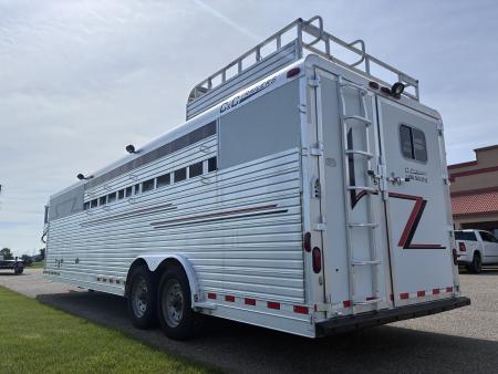 Used 2003 C&C LQ Stock/Combo Horse Trailer