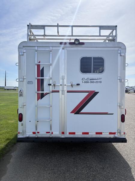Used 2003 C&C LQ Stock/Combo Horse Trailer