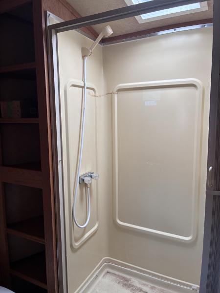 Used 2003 C&C LQ Stock/Combo Horse Trailer