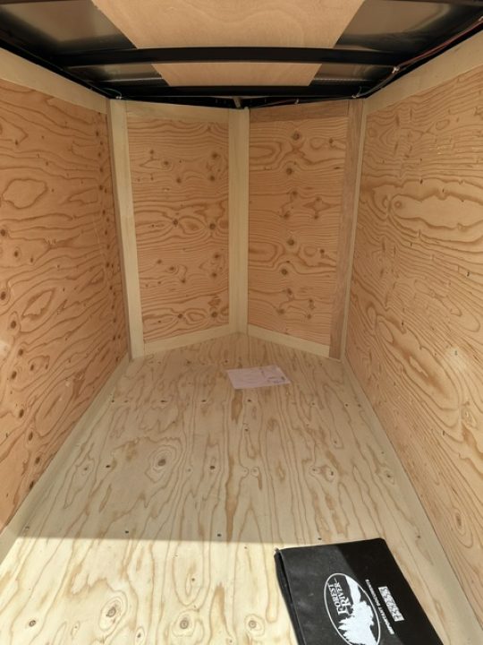 New 2027 Continental Cargo VHW4X6/2K SA Cargo / Enclosed Trailer