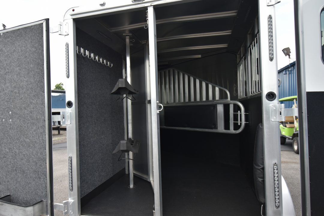 Used 2022 Merhow Trailers 2 horse bp Bronco Horse Trailer